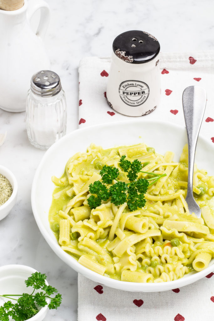 Pasta risottata con piselli e pecorino