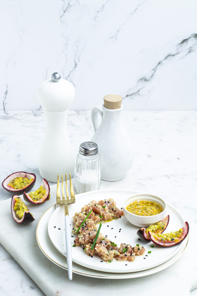 TARTARE DI TONNO AL FRUTTO DELLA PASSIONE